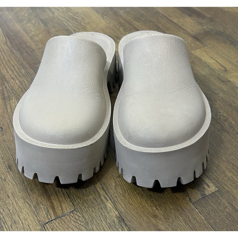 Jeffrey Campbell Women's Clogged Chunky Platform Mule for Women - Size 8